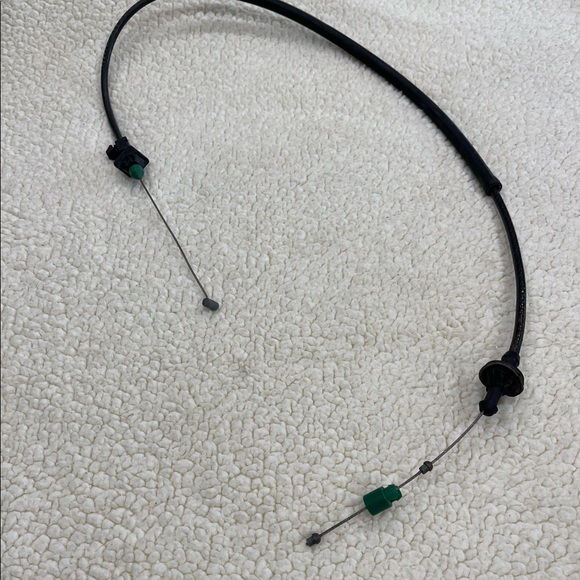 Chevrolet Silverado 1500 GMC Sierra Throttle Body Cable 4.3L 15038820 Accelerato - Picture 2 of 9